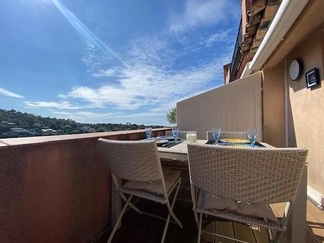 Beautiful 3-rooms With Terrace Apartment