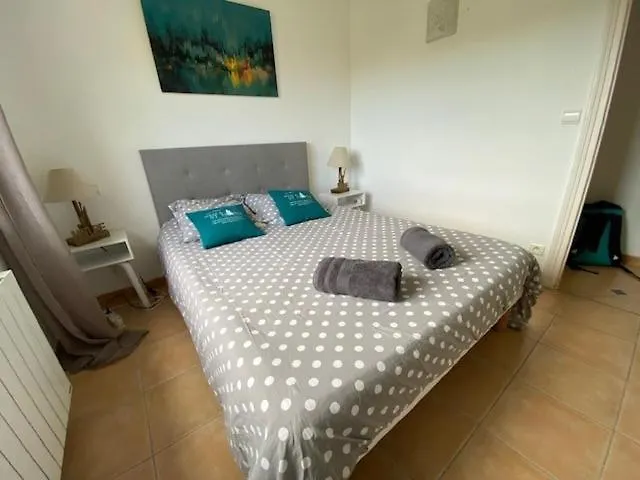 Beautiful 3-rooms With Terrace Apartment *