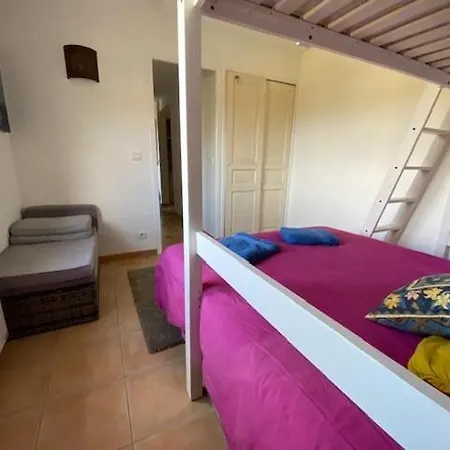 Beautiful 3-rooms With Terrace Apartment